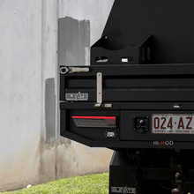 Load image into Gallery viewer, LED REVERSE FLUSH MOUNT | 20W SINGLE WHITE | AMBER
